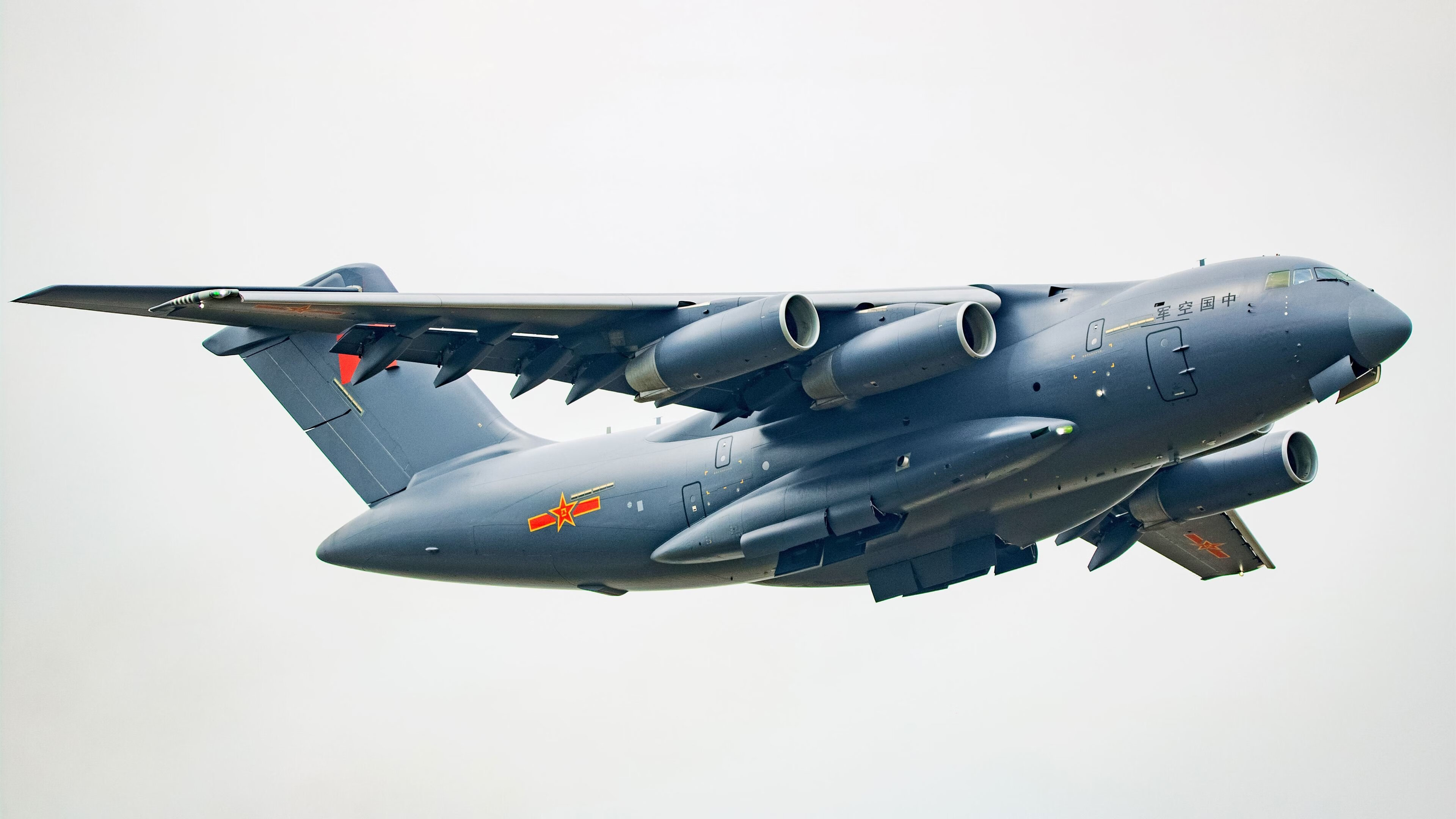 快船险胜尼克斯,系列赛焦点战中乔治三分雨不断,快船签约乔治